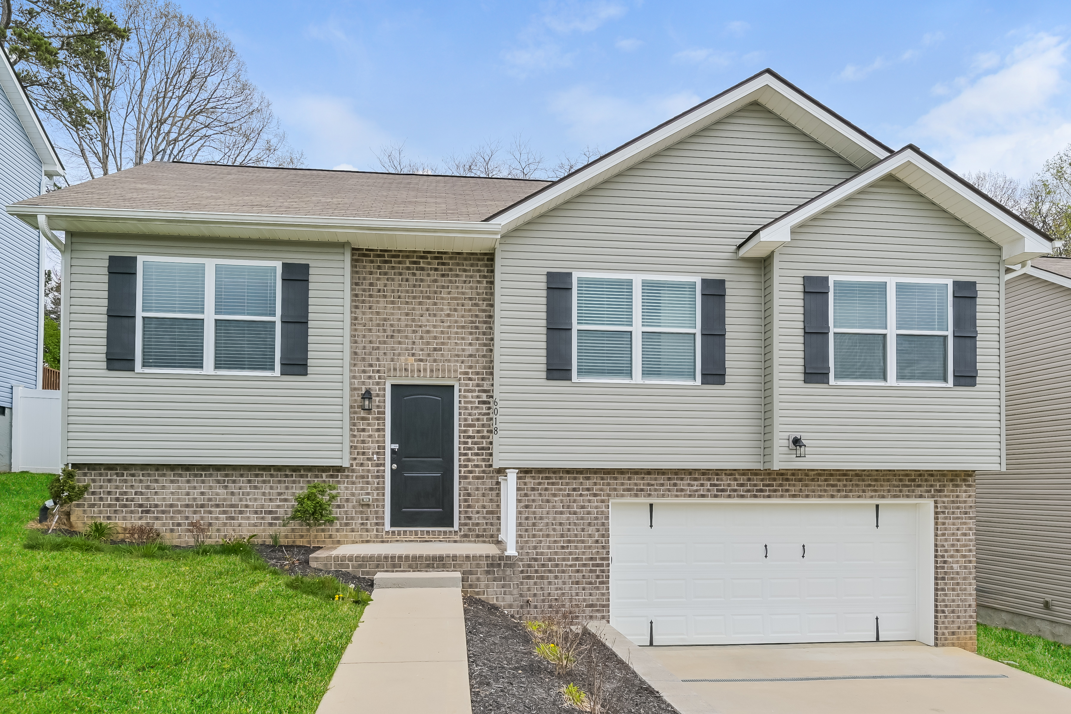 6018 FREEBIRD LN KNOXVILLE, TN 37912